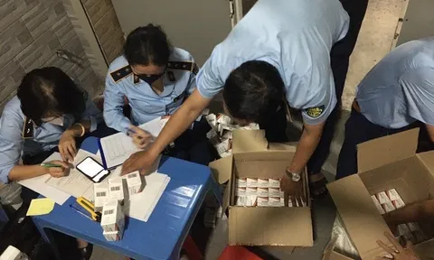 Tp.HCM: Thu giữ lượng lớn thuốc phòng, điều trị Covid-19 không rõ nguồn gốc