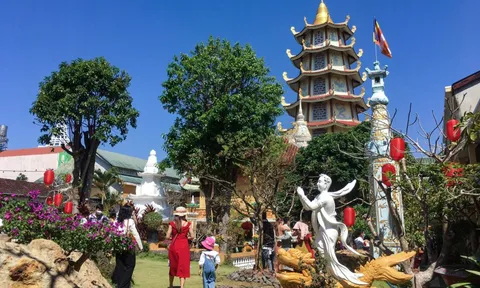 Nét đẹp lễ chùa đầu năm của người Việt