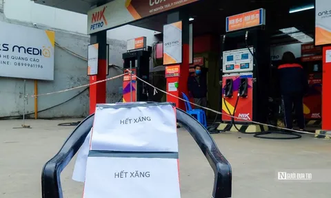 Kiểm tra hàng loạt cây xăng thông báo hết hàng ở Hà Nội