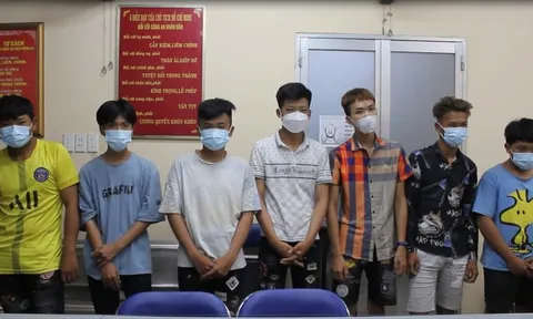 Tp.HCM: Bắt băng cướp nhí tấn công, cướp tài sản người đi đường
