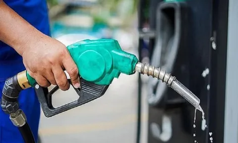 Lý do giá xăng trong nước sắp tới có thể giảm