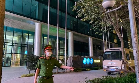 Công an khám xét trụ sở FLC sau khi ông Trịnh Văn Quyết bị tạm giữ