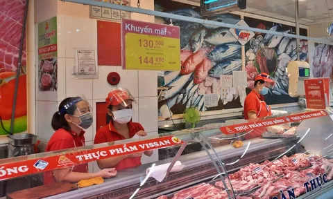 Tp.HCM: Từ 1/4, trứng, thịt gia cầm tăng giá; thịt theo vẫn bình ổn