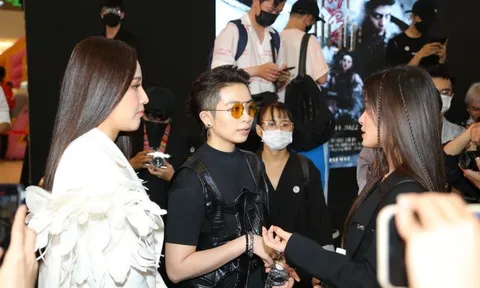 Loạt ảnh trên thảm đỏ tại buổi họp báo ra mắt MV huyền sử của Đông Nhi: Dàn sao chiếm trọn khung hình