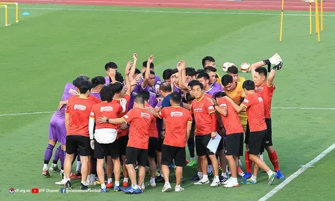U23 Việt Nam tập buổi đầu tiên tại SVĐ Việt Trì (Phú Thọ)
