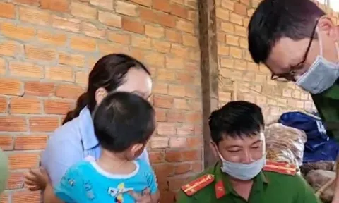 Người phụ nữ nhận chăm sóc bé trai 3 tuổi bị mẹ khai tử nói gì?