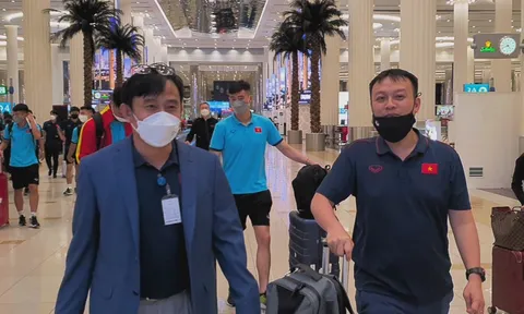 U23 Việt Nam đã tới UAE sau hơn 12 tiếng di chuyển