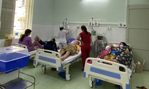 Tp.HCM: Dịch sốt xuất huyết diễn biến phức tạp, số ca nặng gia tăng