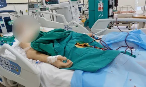 Covid-19, sốt xuất huyết, cúm A đồng loạt leo thang