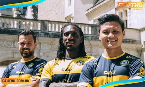 Pau FC đăng ký Quang Hải vào danh sách thi đấu vòng 1 Ligue 2