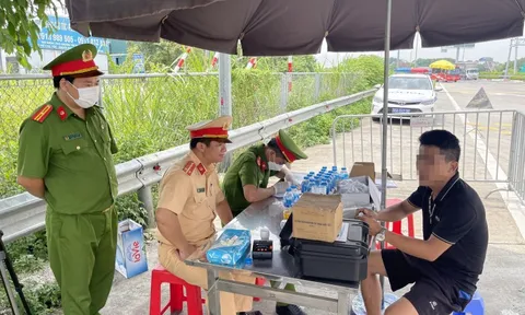 Hà Nội: Phát hiện tài xế dương tính với ma túy trên cao tốc
