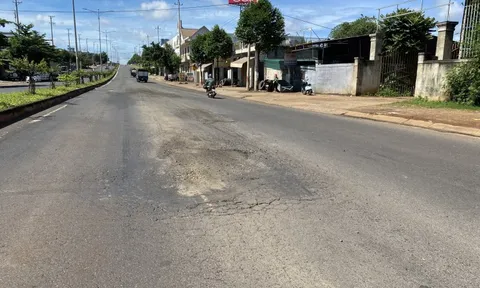 Chỉ đạo hỏa tốc khắc phục hư hỏng trên tuyến đường hàng trăm tỷ đồng