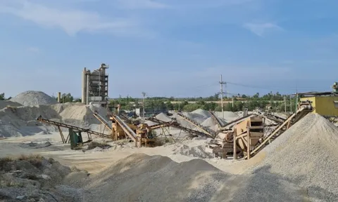 2 công ty khai thác khoáng sản trái phép cố tình chây ì không di dời