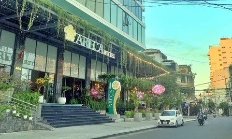 Bát nháo khách sạn 5 sao “tự phong”, mất uy tín khi làm ăn gian dối