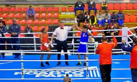 Nữ võ sĩ níu kéo hy vọng tham dự Olympic Paris 2024 của đội tuyển Boxing Việt Nam