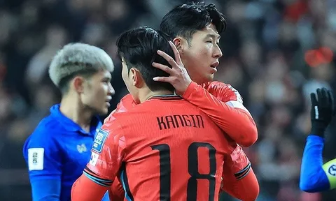 Khoảnh khắc 'tan chảy' của Son Heung-min với kẻ hỗn láo Lee Kang-In
