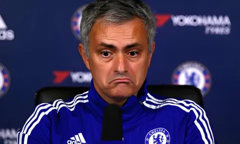 Jose Mourinho gửi thông điệp 'đẳng cấp' đến fan Chelsea ngày tròn 100 tuổi