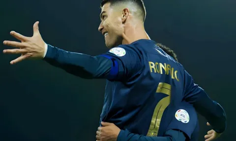 Ủng hộ Ronaldo, Jose Mourinho 'bịt miệng' Cancelo bởi sự thật không thể chối