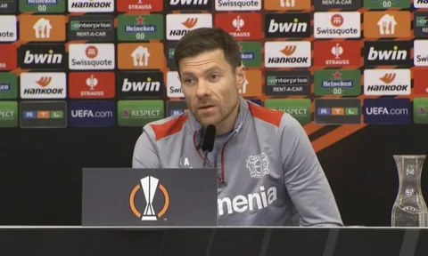 Xabi Alonso gửi lời khiêu chiến đến West Ham tại Tứ kết Cúp C2