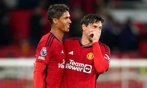 Man United nhận tin không thể buồn hơn ngày trở lại Ngoại hạng Anh
