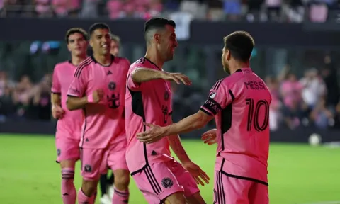 Messi kỷ niệm cột mốc lịch sử, hiên ngang đua bóng vàng MLS