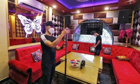 Nóng: TP.HCM tạm ngưng hoạt động karaoke, massage và spa