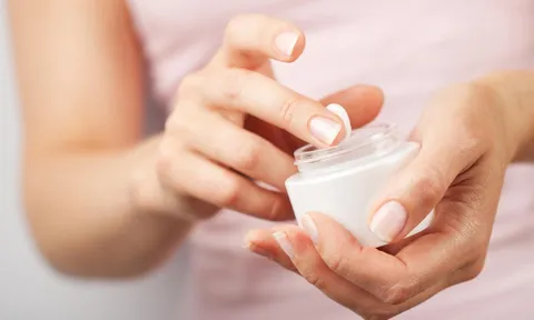TP.HCM: Công an gấp rút điều tra vụ cô gái tử vong khi làm đẹp
