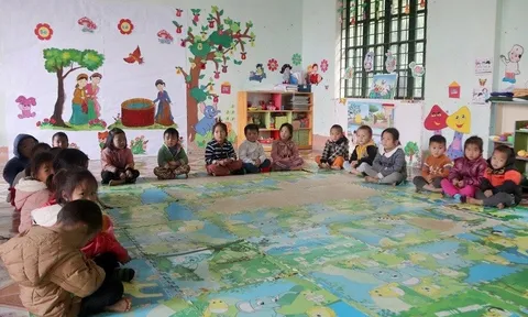 Những “người mẹ” thắp sáng tương lai cho trẻ vùng biên