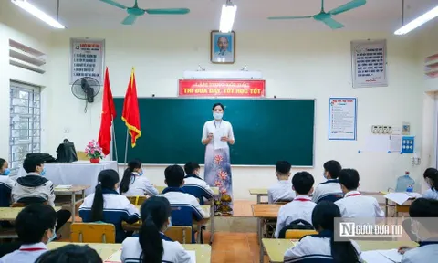 Nỗi lo về "quyền lợi và tác động" trong chọn sách giáo khoa