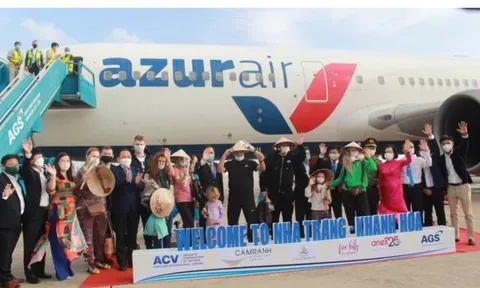 Khánh Hòa đón đoàn du khách Nga đầu tiên sau 2 năm "đóng băng" vì dịch Covid-19