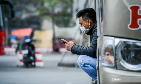 Hà Nội: Xe khách "chở gió" về quê