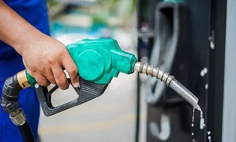Giá xăng dầu đồng loạt tăng mạnh từ 15h chiều nay