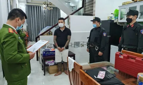 Huế: Phá đường dây đánh bạc qua mạng 500 tỷ, bắt 6 đối tượng