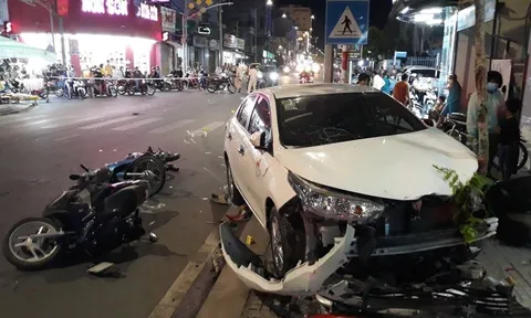 Vĩnh Long: Tài xế gây tai nạn liên hoàn trên phố có dấu hiệu vi phạm nồng độ cồn