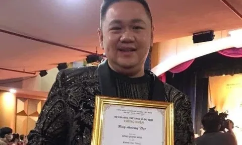 Minh Béo được trao Huy chương ở Liên hoan Kịch nói, Giám khảo nói gì?