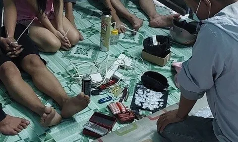 Bắt cặp tình nhân cầm đầu tụ điểm ma túy tại Bình Dương