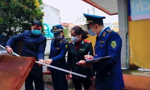Lực lượng Quản lý thị trường kiểm tra, xử lý hàng loạt cửa hàng xăng dầu vi phạm
