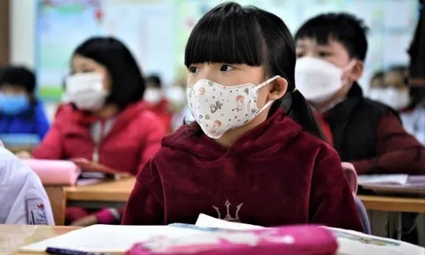 F0 liên tục tăng, nhiều địa phương điều chỉnh dừng học trực tiếp