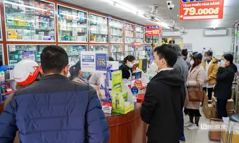“Cởi trói” để F0 thể nhẹ có thể mua được Molnupiravir chính ngạch