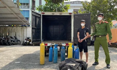 Triệt phá “dịch vụ” giao khí cười tận nơi cho dân chơi Đà Nẵng
