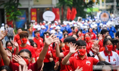 10.000 thanh niên Đông Nam Á chào mừng SEA Games 31