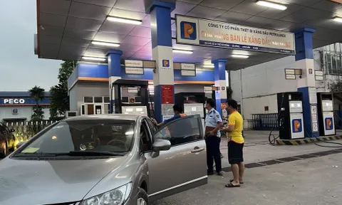 Hà Nội: Xử lý nghiêm hành vi cố ý găm hàng chờ tăng giá xăng dầu