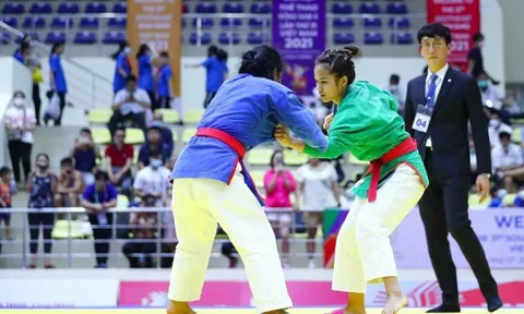 Võ sĩ Tô Thị Trang chịu nỗi đau mất bố sau khi giành HCV SEA Games 31