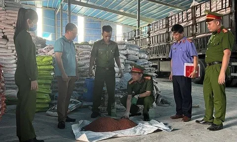 Phá đường dây sản xuất phân bón giả "giữa lòng" Tp.Thanh Hóa