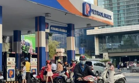 Giá xăng dầu giảm nhưng giá thực phẩm vẫn đứng ở mức cao