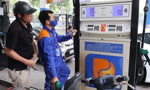 Xăng dự báo sẽ tiếp tục giảm lần thứ 4