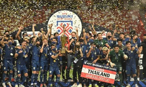 HLV ĐT Thái Lan tuyên bố 'chất như nước cất' trước thềm AFF Cup 2022