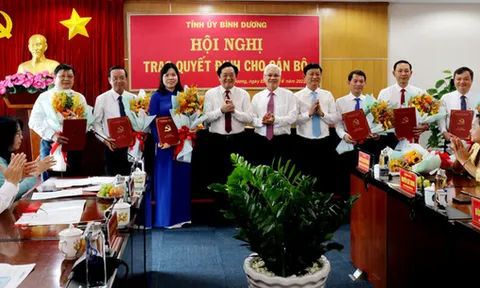 Bình Dương có 3 bí thư cấp huyện mới, điều động nhiều lãnh đạo sở, ngành