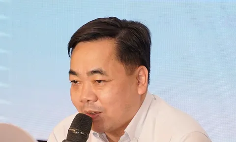 'Không dùng từ phong sát, cấm sóng với những người làm nghệ thuật'!