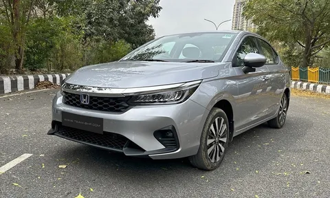 Honda City 2023 chuẩn bị ra mắt, đại lý giảm giá bản cũ gần 100 triệu đồng